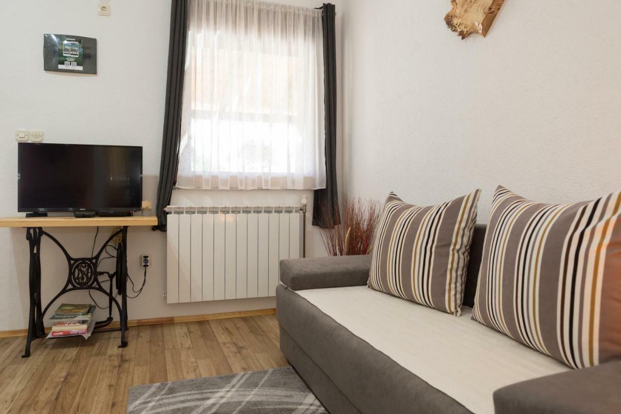 Studio Apartments Plitvice Lacus Korenica Dış mekan fotoğraf
